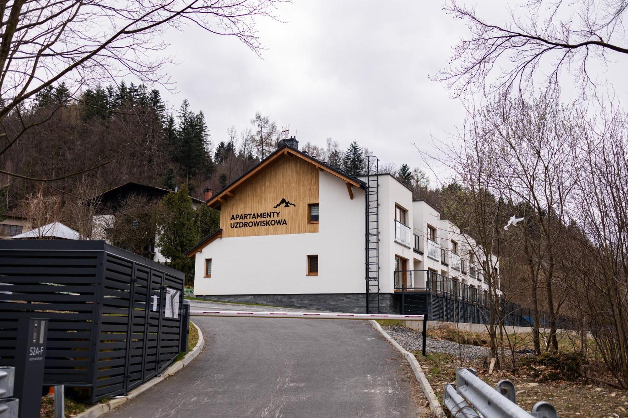 Uzdrowiskowe Wzgorze Vidoqwka Apartmán *